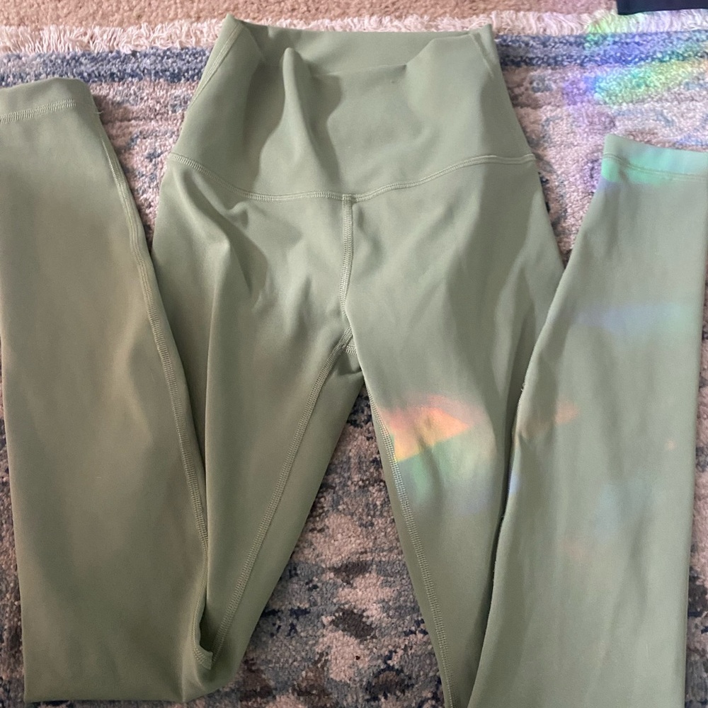 willow green lulu lemon align high rise leggings 28”